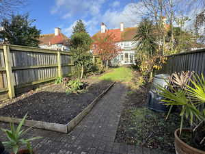 Photo 15- click for photo gallery